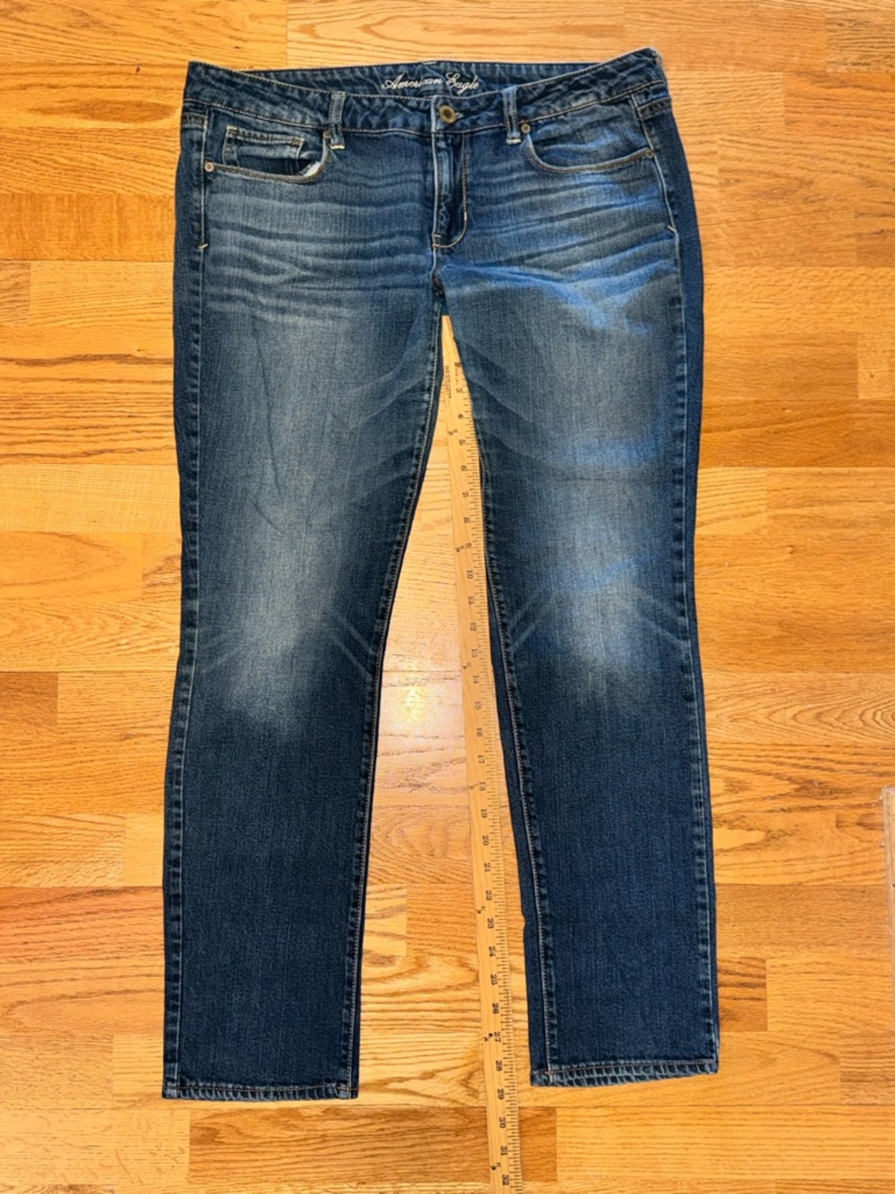 American Eagle Outfitters Women's Skinny Jeans in Dark Blue Wash - Picture 3 of 5